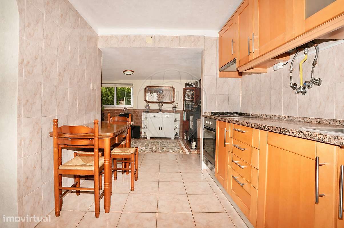 Moradia T2 para venda-7