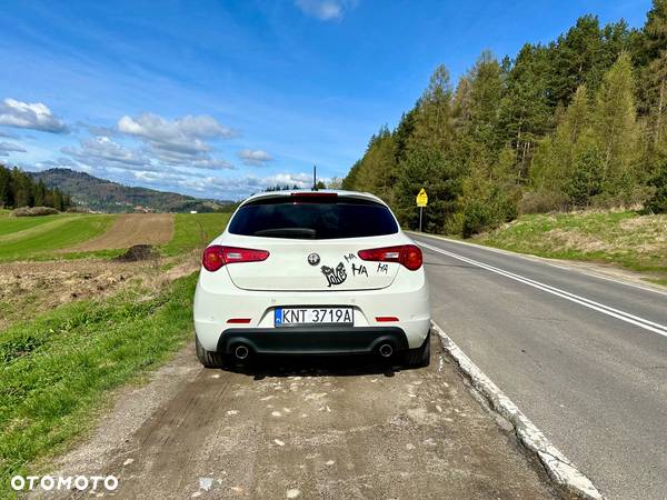 Alfa Romeo Giulietta 2.0 JTDM Distinctive TCT - 7