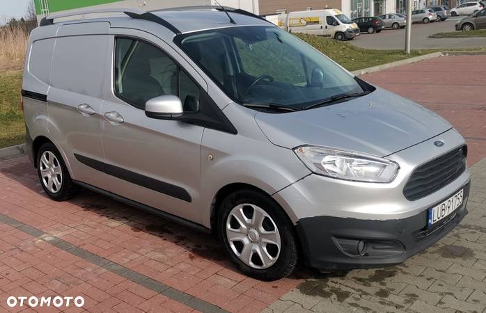 Ford TRANSIT COURIER - 2