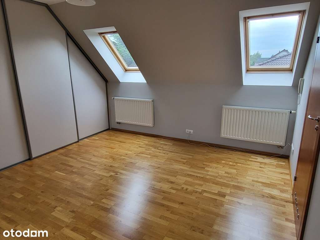 DOM DLA 1 lub 2 RODZIN 241 M2, WYSOKI STD SKÓRZEWO-12