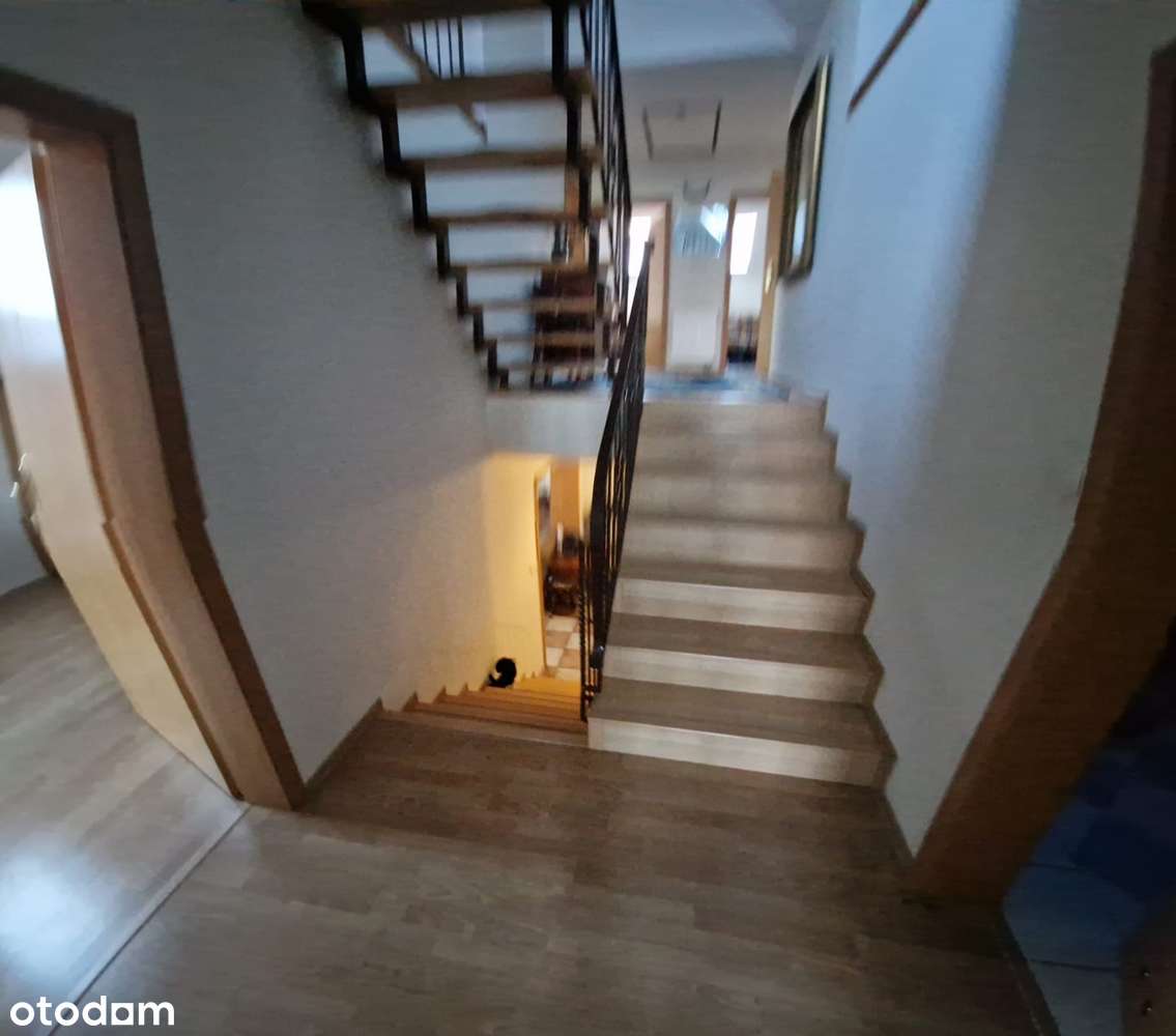 Na sprzedaż duży dom w Pokrzywnej. Cena 1 649 000 zł-13