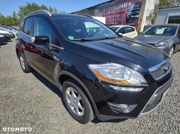 Ford Kuga 2.0 TDCi 2x4 Titanium - 2