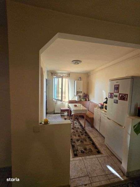Apartament cu 3 camere - Imagine principală: 5/8