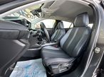 Peugeot 2008 1.5 BlueHDi Allure EAT8 - 17