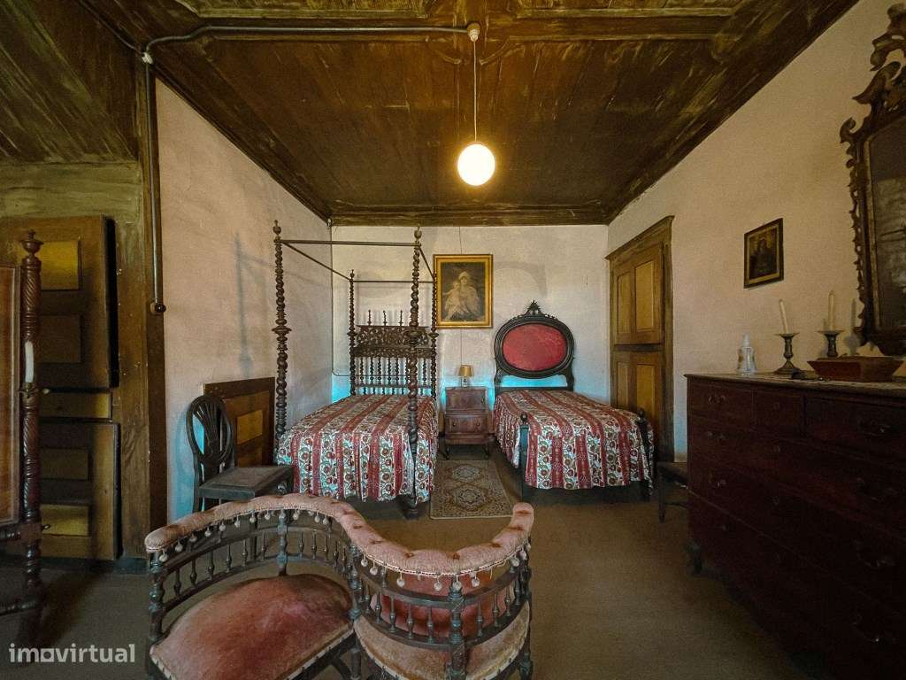 Casa Senhorial Brasonada do Século XVIII na Região do Douro-25