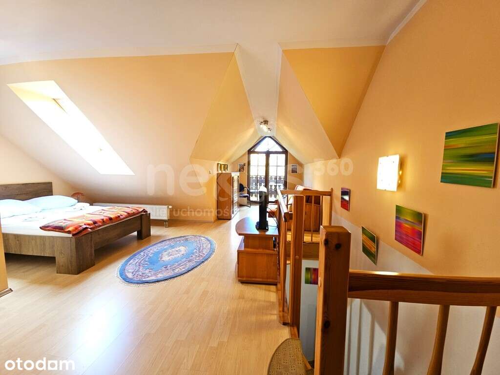 Duży dwupoziomowy apartament w centrum Karpacza-8