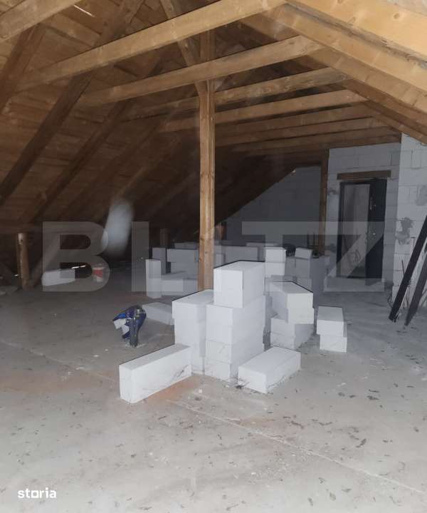 Apartament renovabil, etaj POD, zona Cetatii - Imagine principală: 1/5