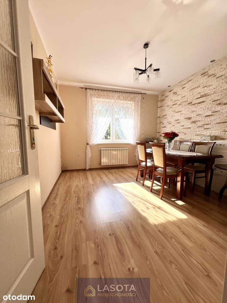 Dwa domy na działce 2525 m² - Idealna Inwestycja z podziałem-10