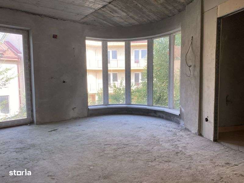 Vila de vanzare in Cartierul Henri Coanda - Imagine principală: 5/5