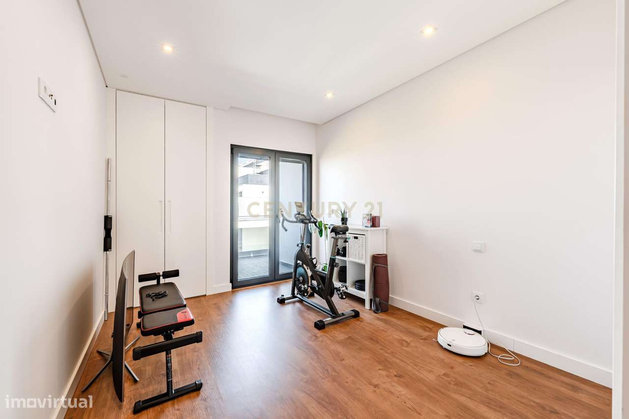 PINUS URBAN GARDEN | DUPLEX DE EXCEÇÃO COM PISCINA PRIVATIVA E TERRAÇO-24