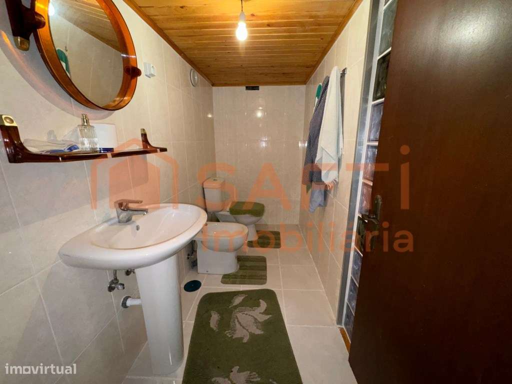 Moradia com 4 pisos - Grande imagem: 4/26