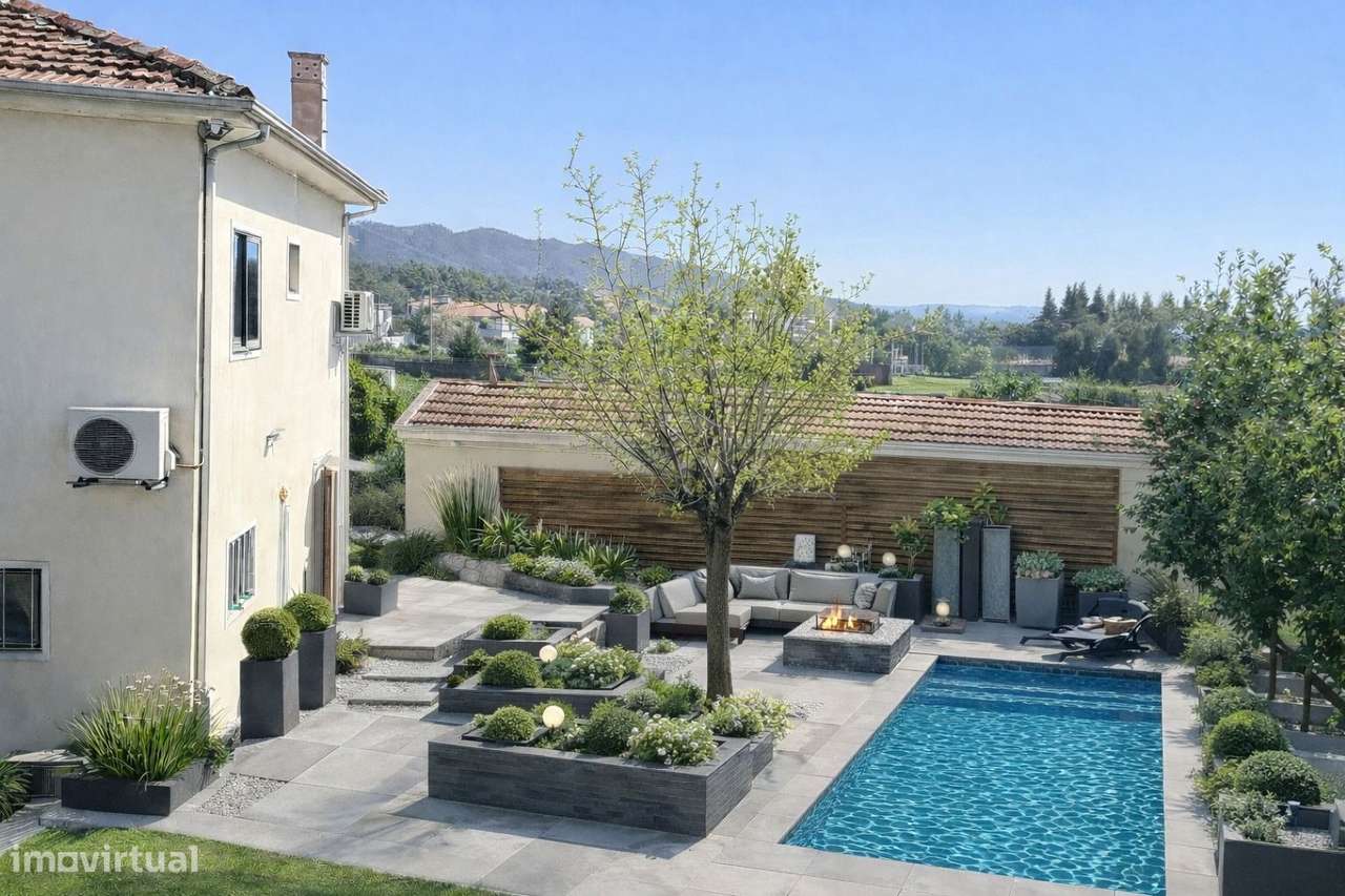 Moradia T3 | Box 2 Carros | Jardim | Exclusivo-25