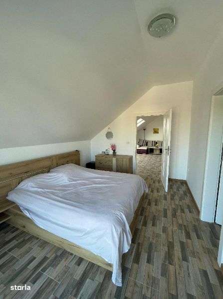 De inchiriat Aparament 3 camere, zona Centru Bloc Nou. - Imagine principală: 5/12