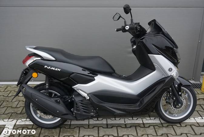 Yamaha NMAX - 12