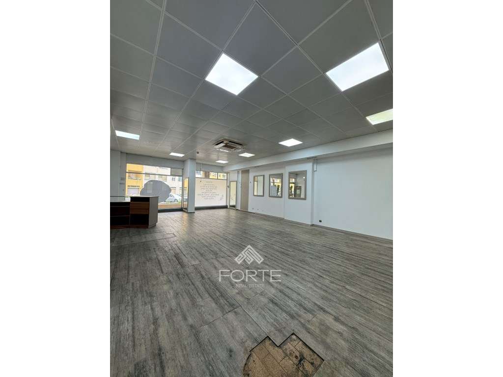 Loja para arrendamento no Centro de Santa Maria da Feira - Grande imagem: 4/10