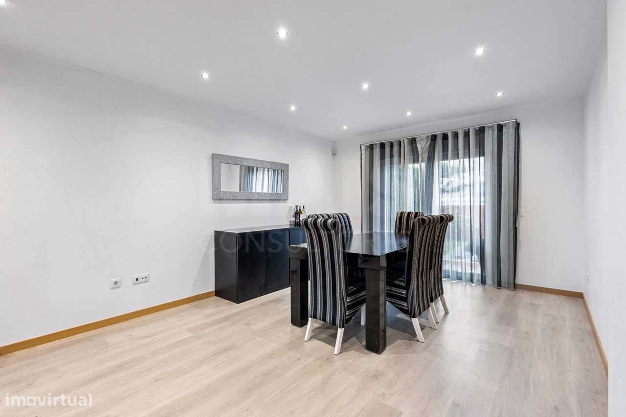 Moradia T3 no Centro do Bombarral – Conforto, Espaço e Qualidade de... - Grande imagem: 5/29