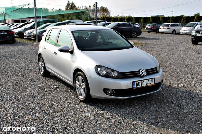 Volkswagen Golf 2.0 TDI DPF Comfortline - 8