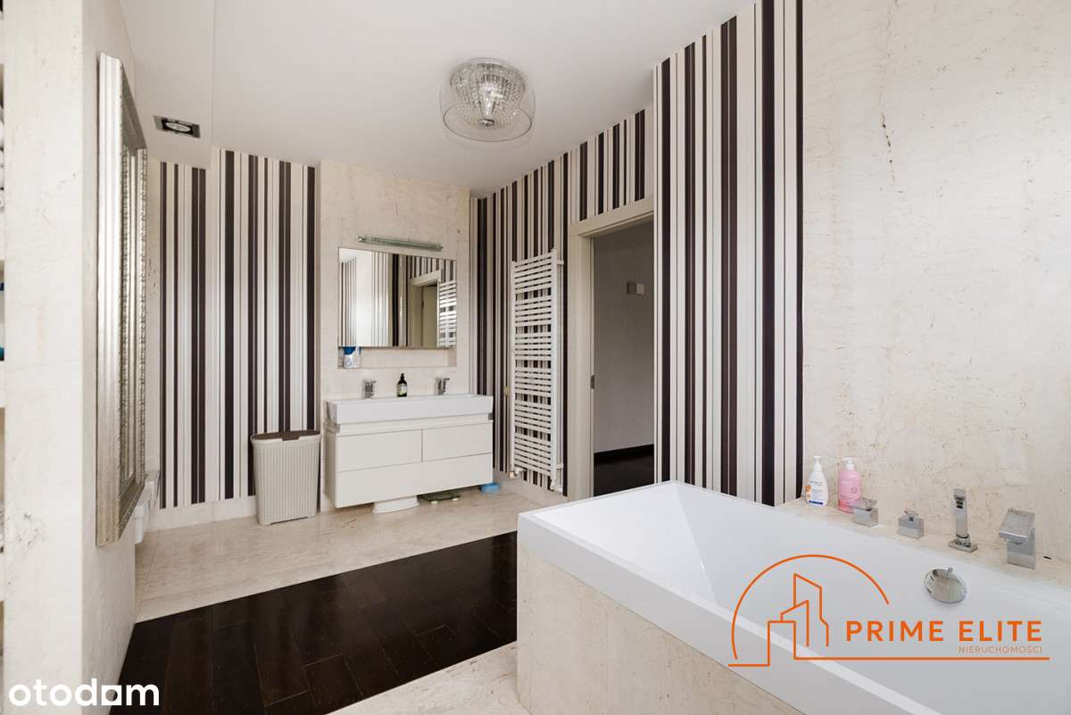 Elegancki, gotowy do wprowadzenia dom na Białołęce-15