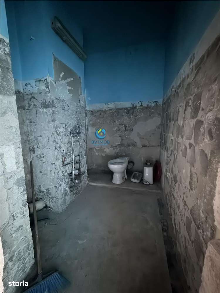 Vanzare garsoniera, zonaTractorul, etajul 1, insorita-9