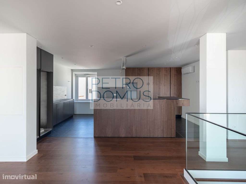 Edifício Do Castelo - T4 triplex - Grande imagem: 5/27