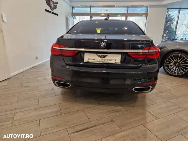 BMW Seria 7 740d xDrive - 8