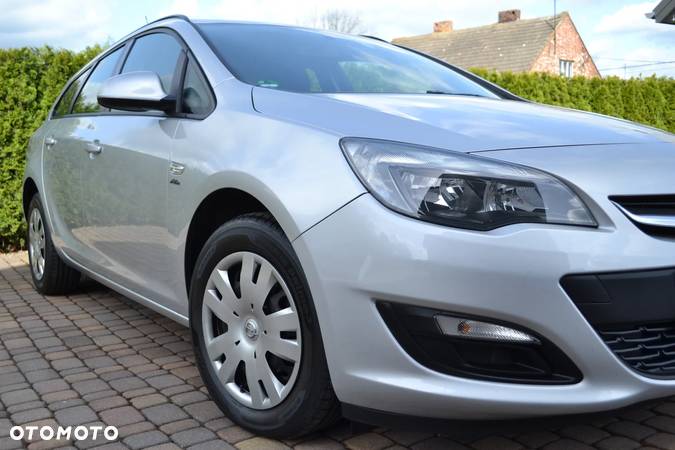 Opel Astra IV 1.4 T Enjoy EU6 - 16