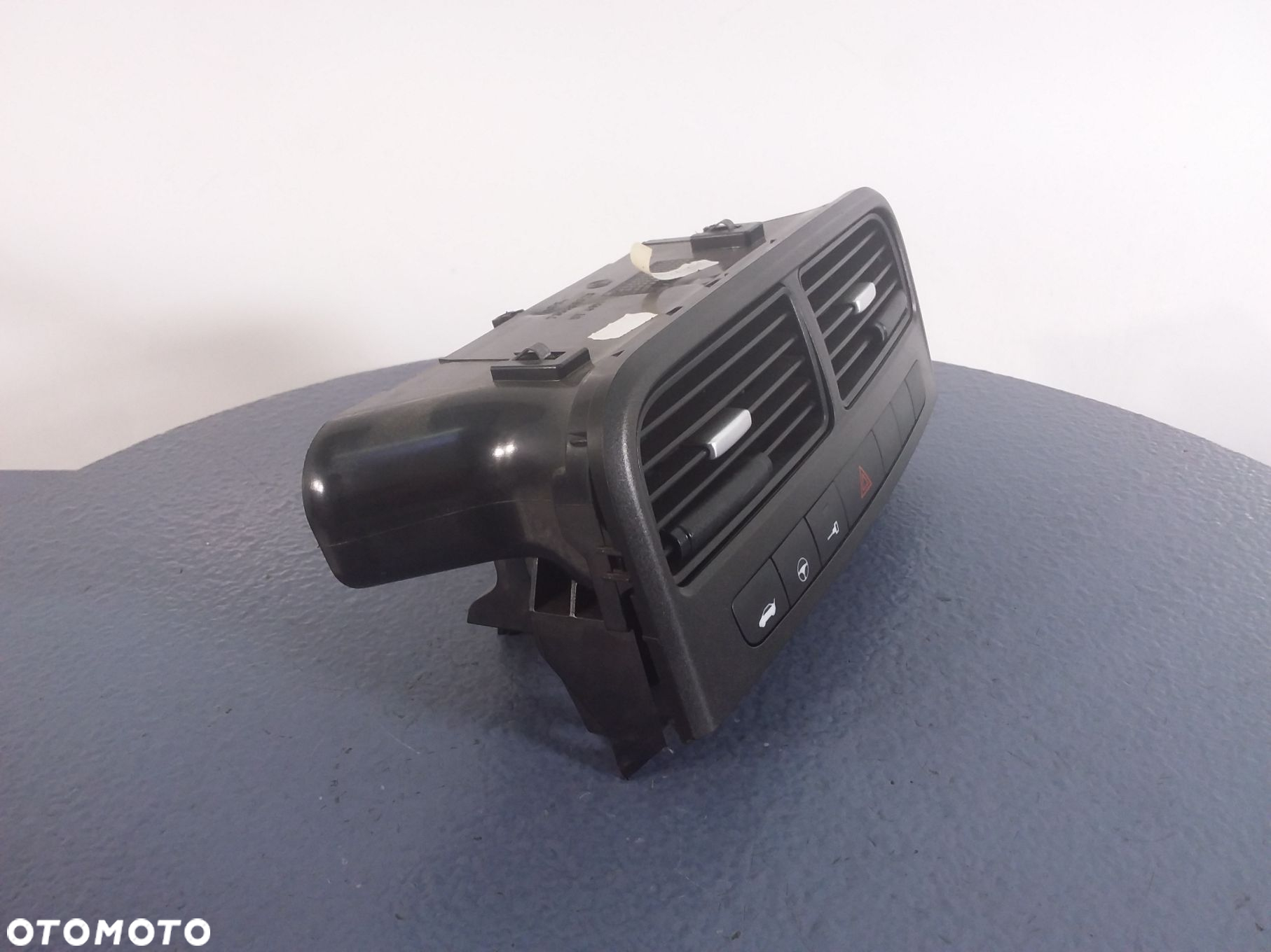 FIAT GRANDE PUNTO KRATKI NAWIEWU POWIETRZA WŁĄCZNIK AWARYJNYCH 735386328 - 5