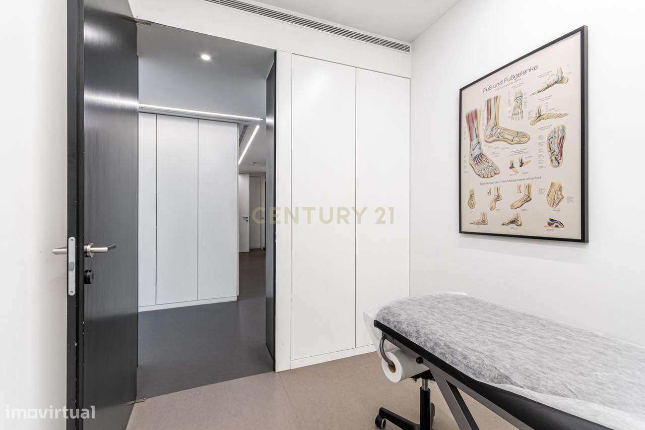 Trespasse - Clínica Moderna em Odivelas com Acessibilidade e Estaciona - Grande imagem: 2/37