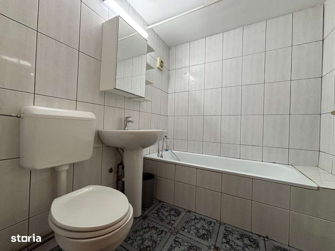 Preț de BLACK FRIDAY 4 camere Teiul Doamnei, zonă verde bloc anvelopat-16