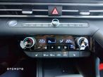 Hyundai Elantra 1.6 Smart CVT - 11