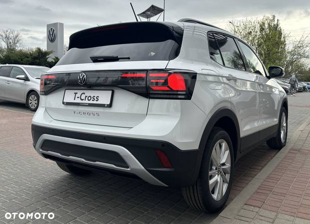 Volkswagen T-Cross - 8