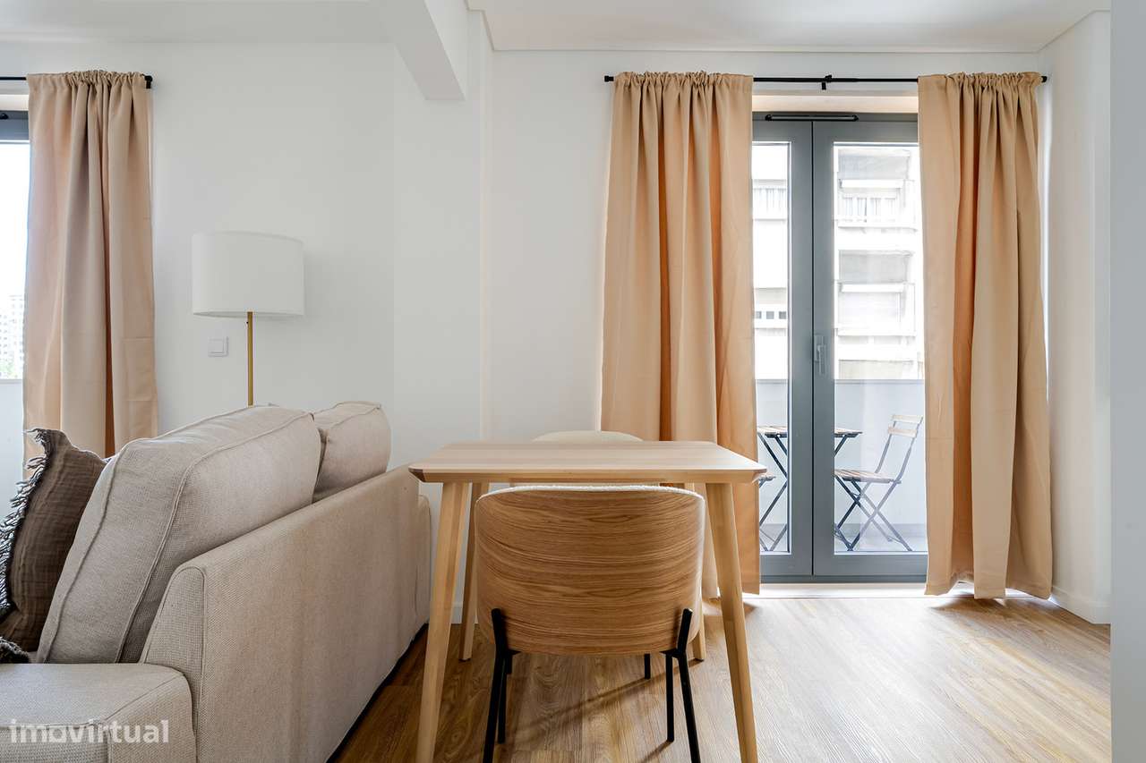 Apartment in Alvalade - Grande imagem: 4/17