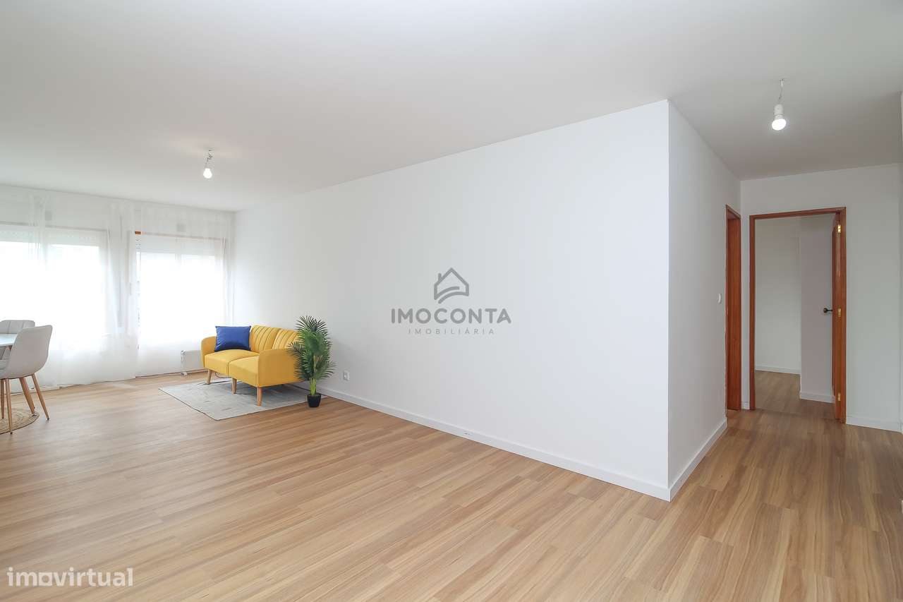 T2 Renovado c/ Garagem na Maia-5