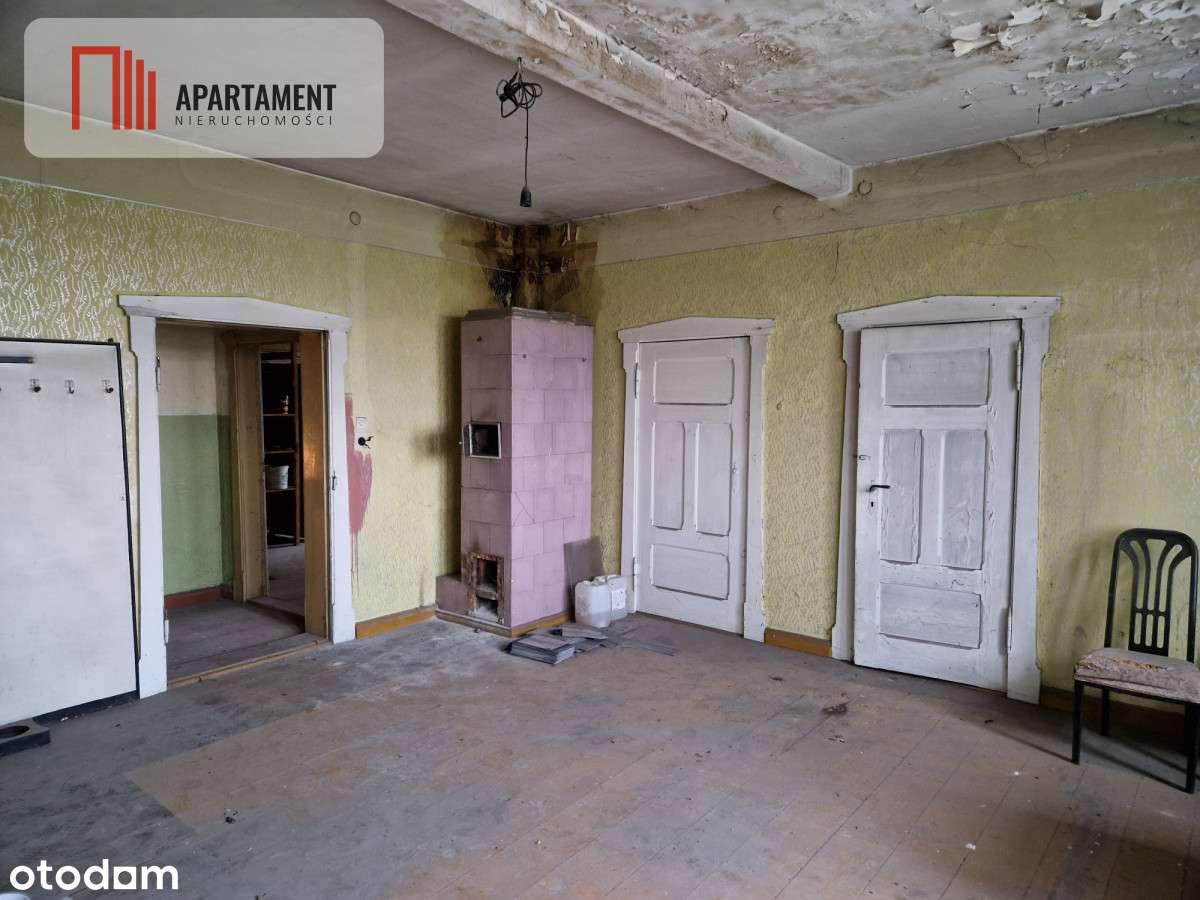 Dom w stylu dworkowym z dużą działką-15