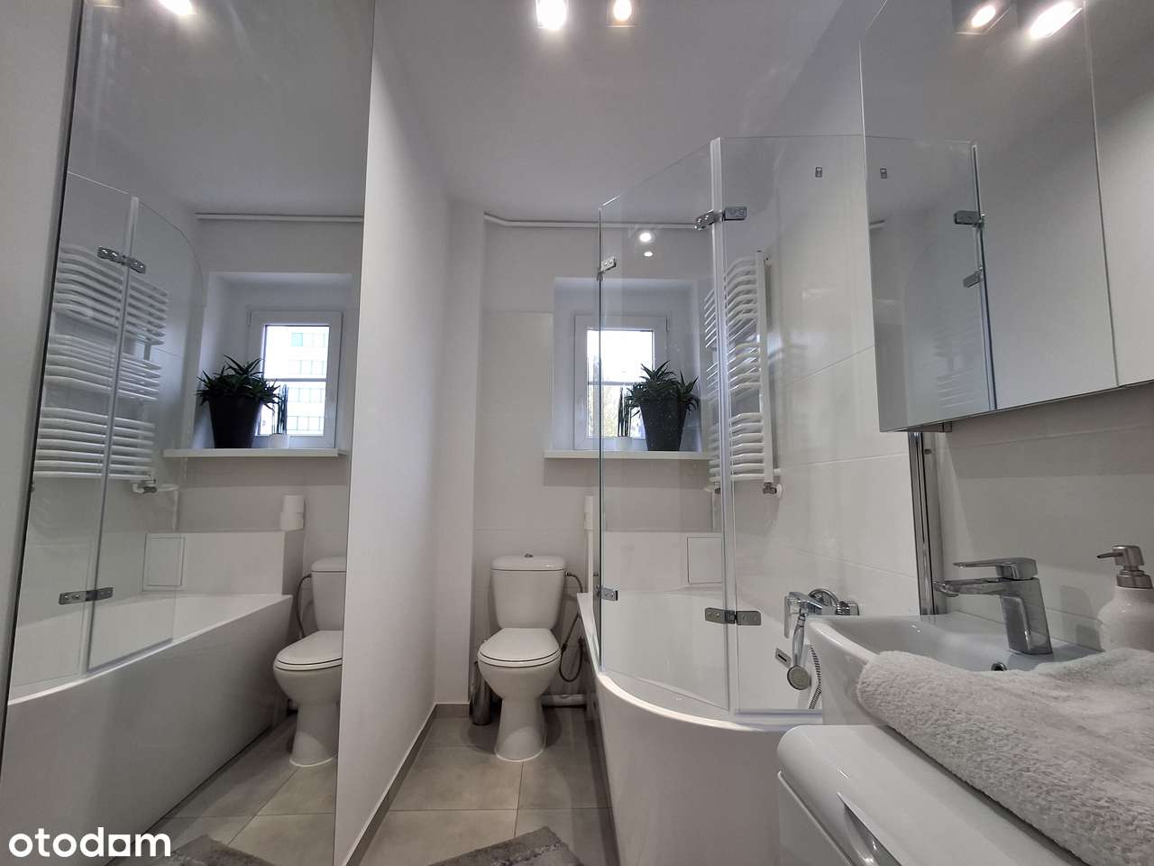 Ścisłe centrum, przestronne, środkowe, po remoncie - Pełny obrazek: 5/9