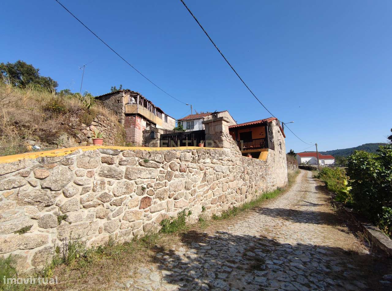 Refúgio Transmontano com Vista Deslumbrante – T2 Tradicional em pedra - Grande imagem: 2/20