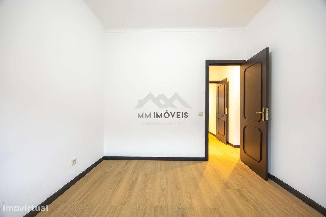 Apartamento T3 | Rio Tinto | Renovado | 3 Frentes | Garagem Box - Grande imagem: 5/22