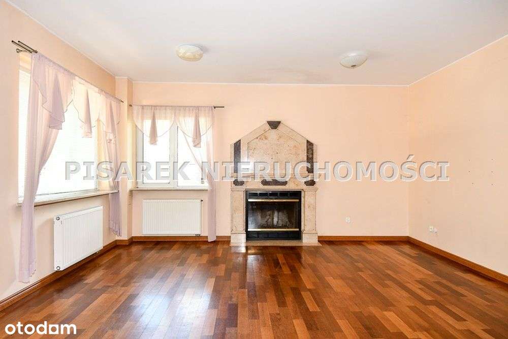 Duży komfortowy dom w Konstancinie-19