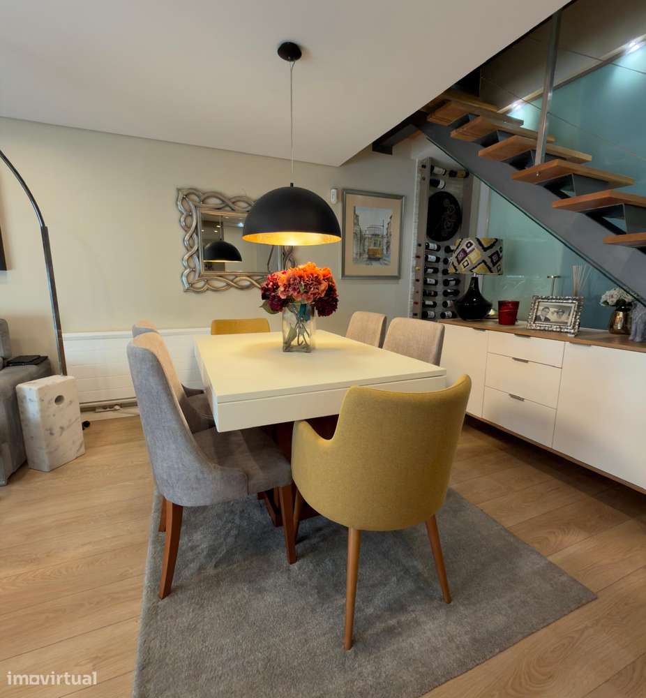 Apartamento T3 Duplex ao Monte dos Burgos-9