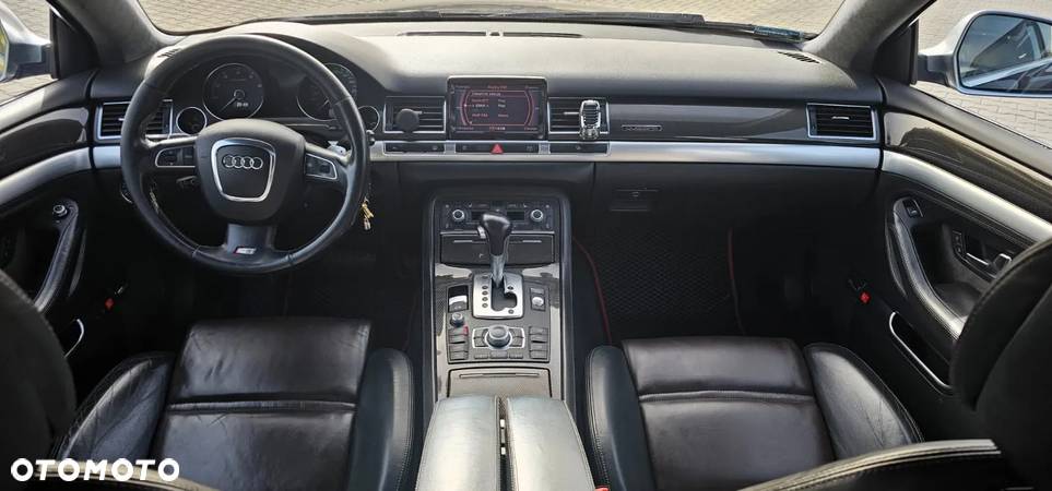 Audi S8 5.2 FSI Quattro - 30