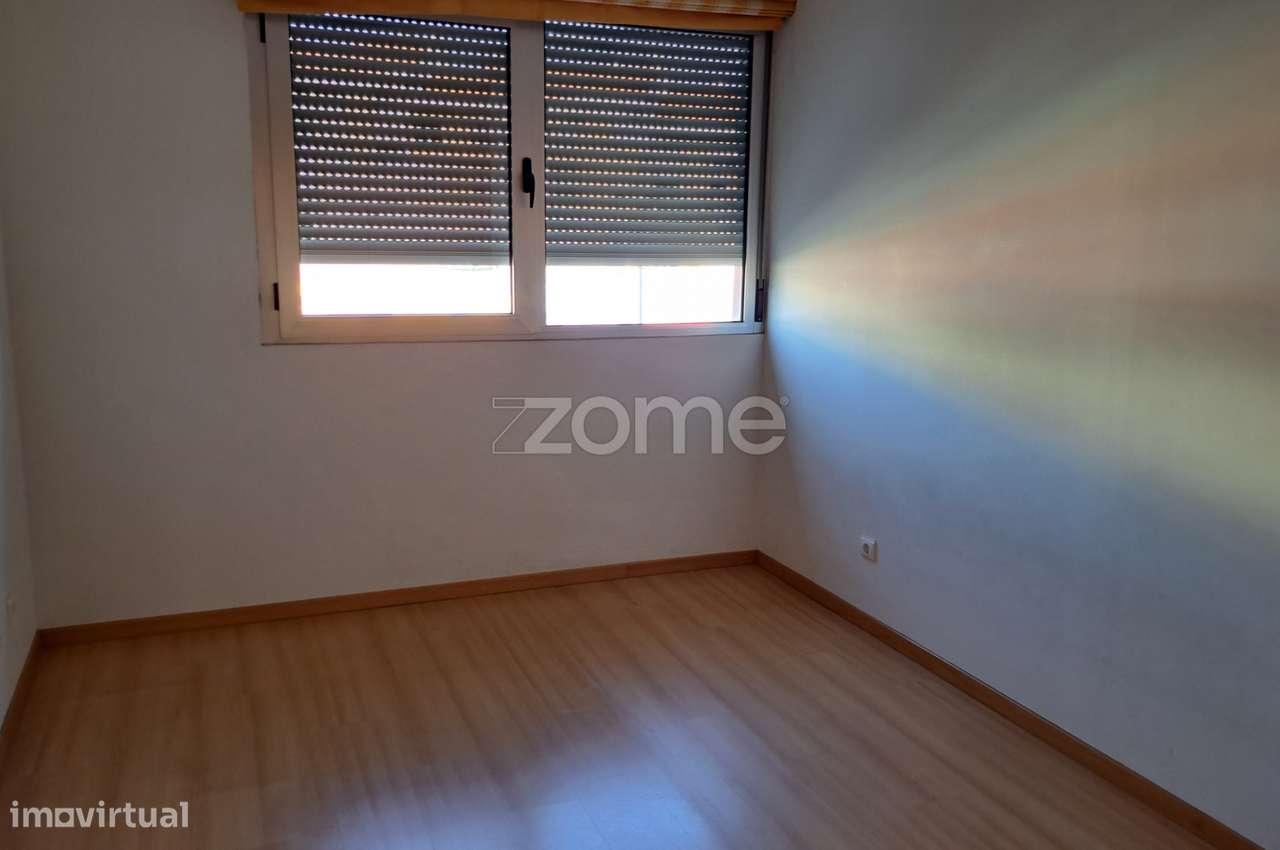 Apartamento T3 Alta de Lisboa, com 2 lugar em estacionamento - Grande imagem: 2/42