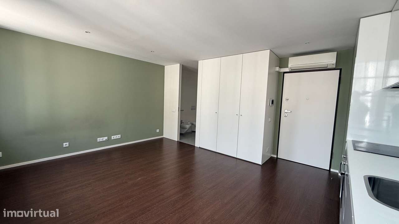 Apartamento T0 - Centro Histórico de Guimarães-7