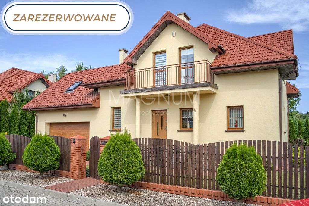 Piękny dom wolnostojący w przyjaznym otoczeniu-16