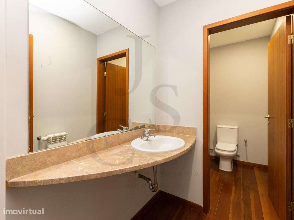 Moradia T4+T2 R/C Independente Gondomar - Possibilidade Permuta-42