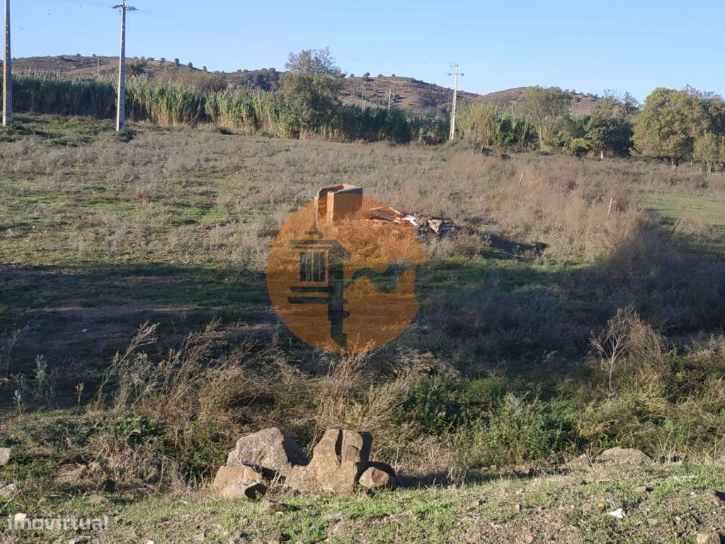 TERRENO COM RUINA - 4.960 M2 - COM NORA - ÁGUA DA BARRAGEM NA JUNQU...-37