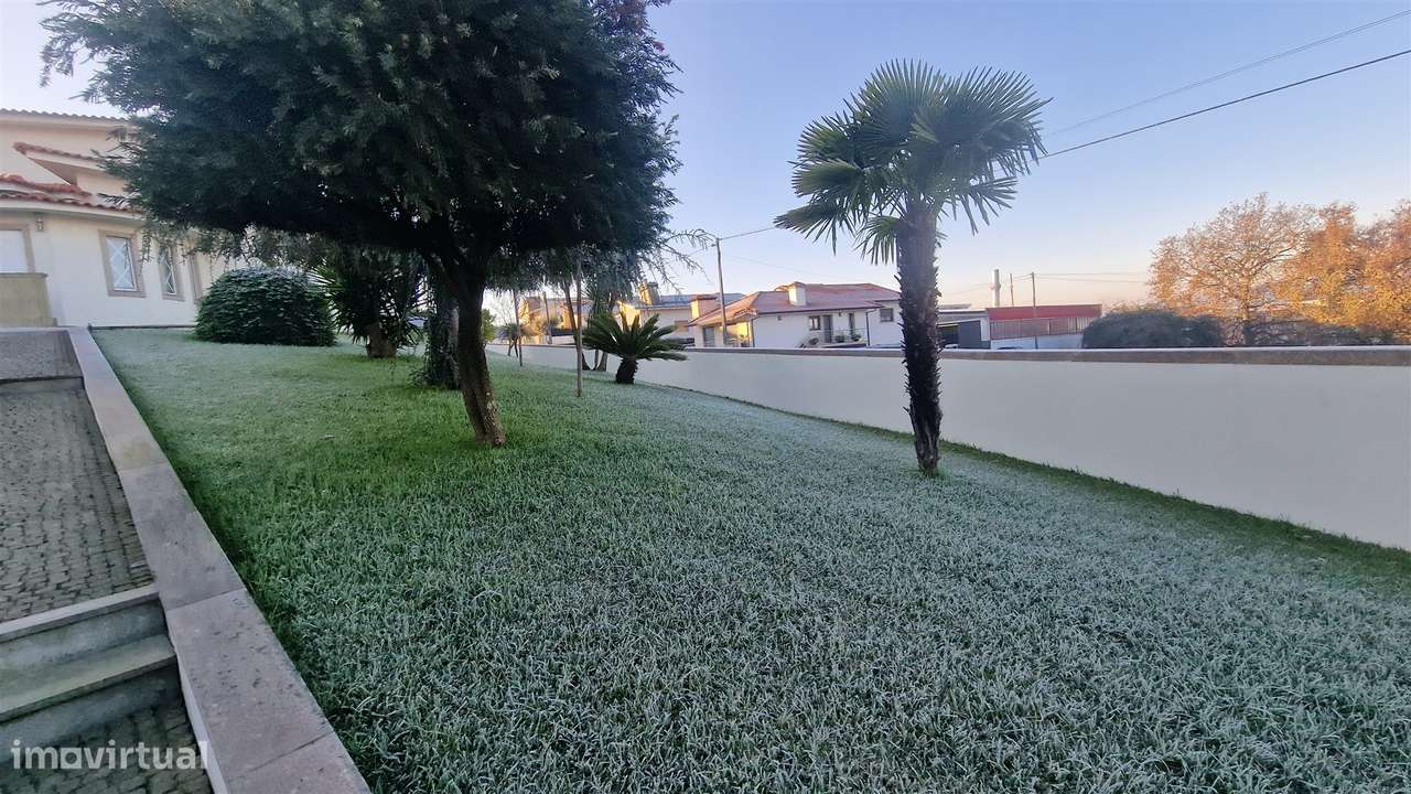 Moradia T4 Venda em Serzedelo,Guimarães - Grande imagem: 5/47