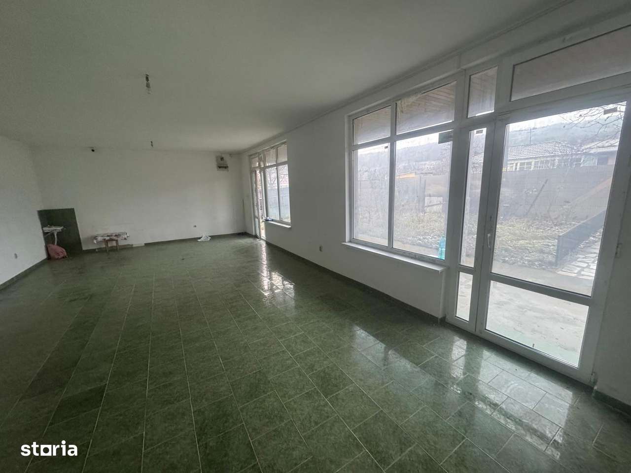 Tomesti - Osoi, vila , spatiu la parter , 2400mp teren, iaz , credit-3