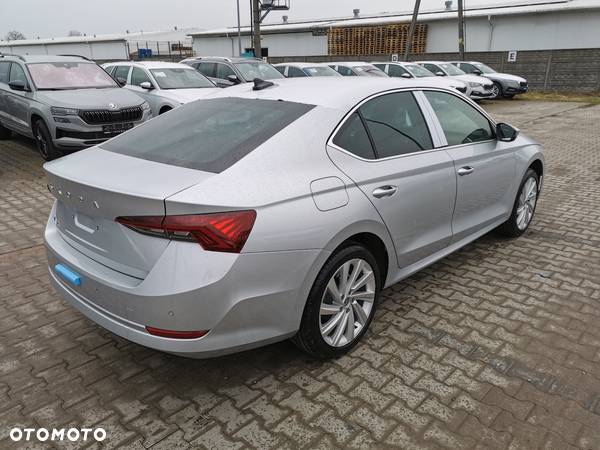 Skoda Octavia 1.5 TSI ACT Style - 5