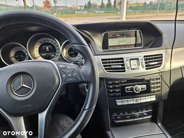 Mercedes-Benz Klasa E 220 CDI BlueEff Avantgarde - 12