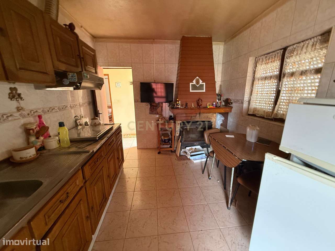 Moradia BI-FAMILIAR perto do IPB e do Centro de Bragança, no Bairro da-14